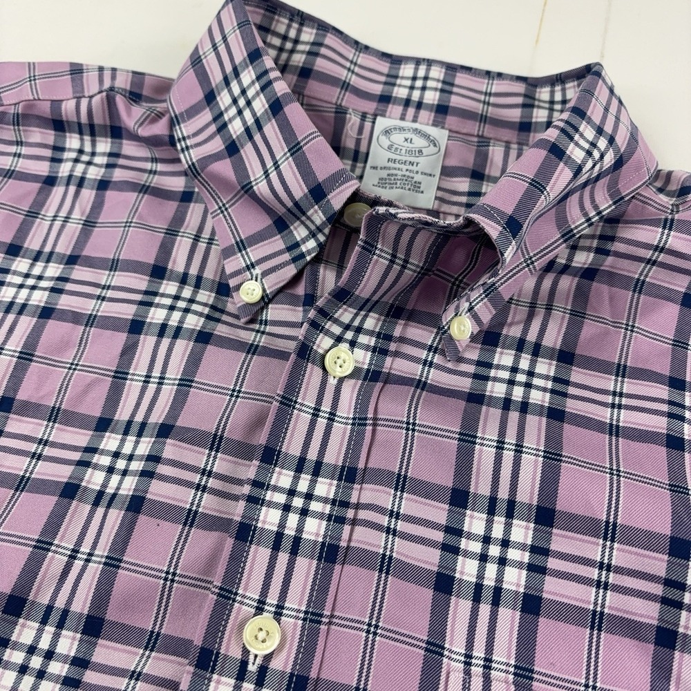 Brooks Brothers Regent Shirt Mens XL Pink Plaid Long Sleeve Button Down Non-Iron